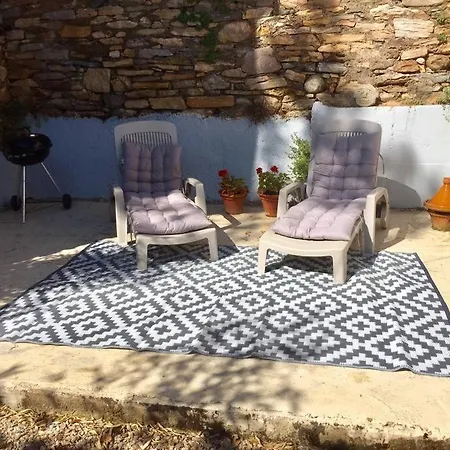 Holiday home Adorable Guest House/annexe Avec Terrasse *