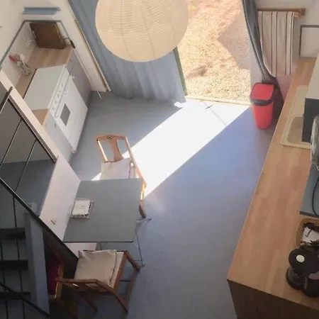 Holiday home Adorable Guest House/annexe Avec Terrasse *
